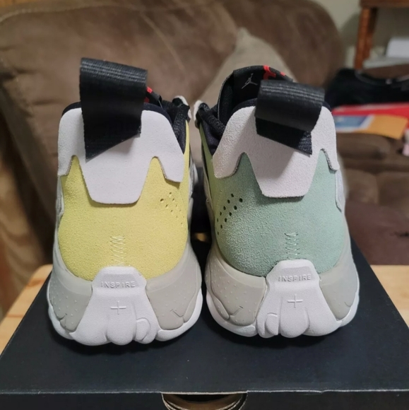 Jordan delta 2 size 6.5Y - Picture 5 of 11